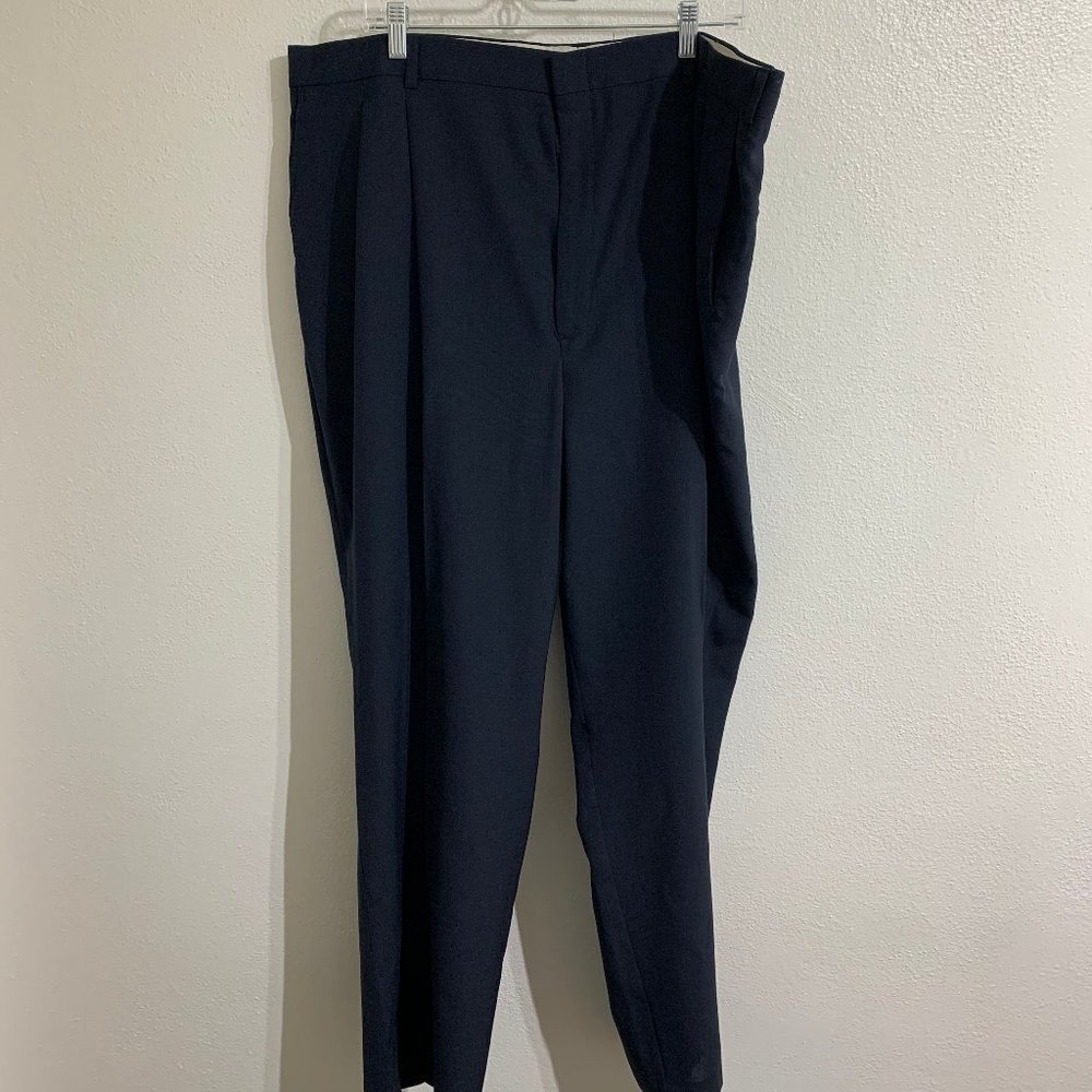 (T21) Haggar Navy Men’s Pleated No Cuff Dress Or Suit Pant 44wx32L